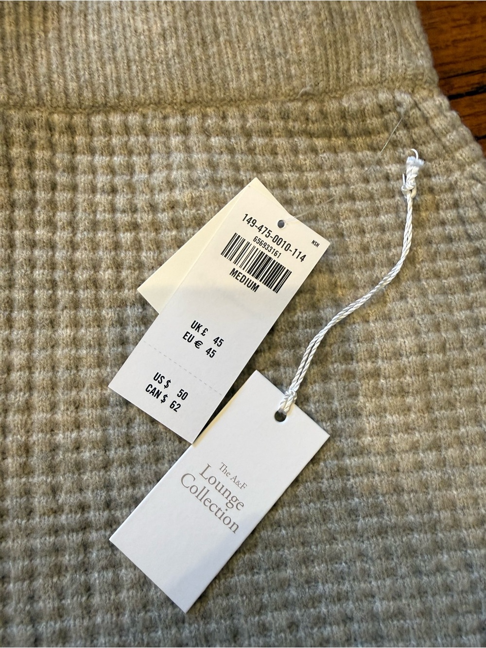 Abercrombie & Fitch Waffle-Knit High Waist Shorts - Light Beige - Picture 2 of 3
